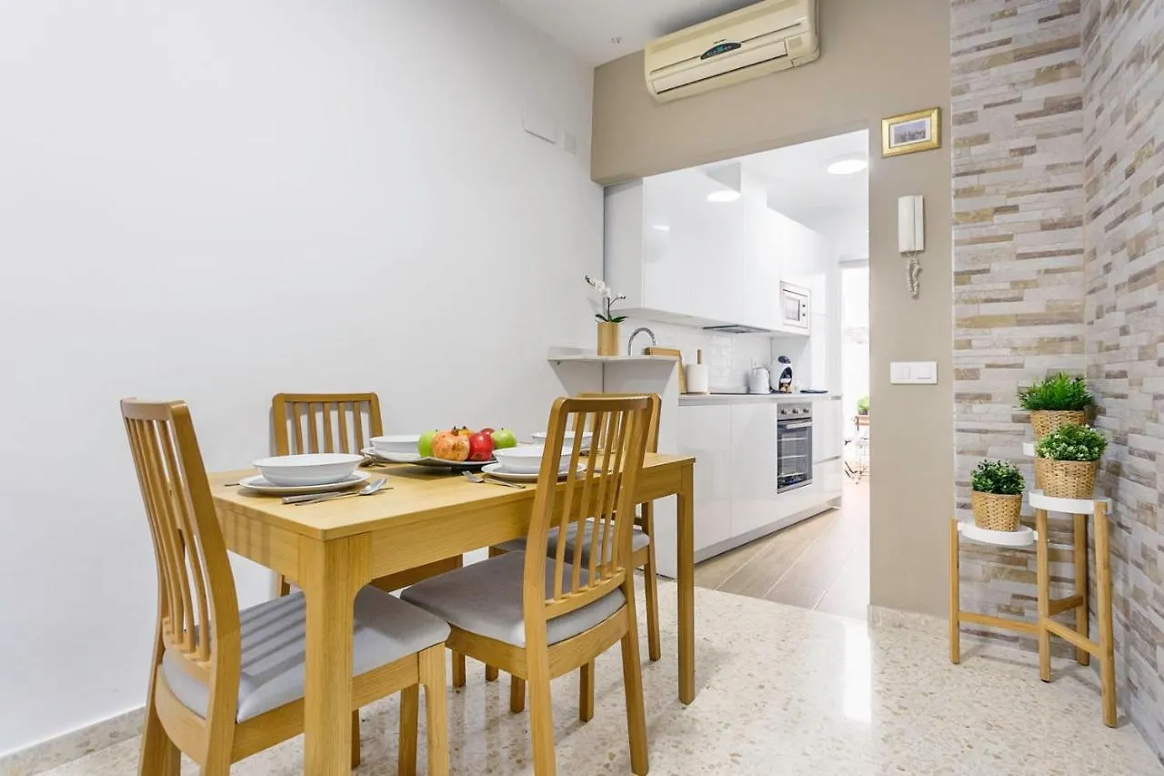 Apartment Apartamentos Sta Maria La Blanca Seville